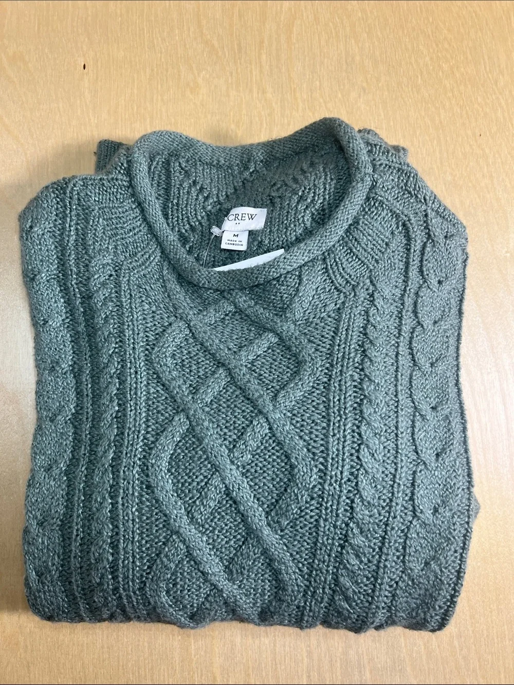 J. Crew Cable-Knit Crewneck Sweater in Sage Green size M